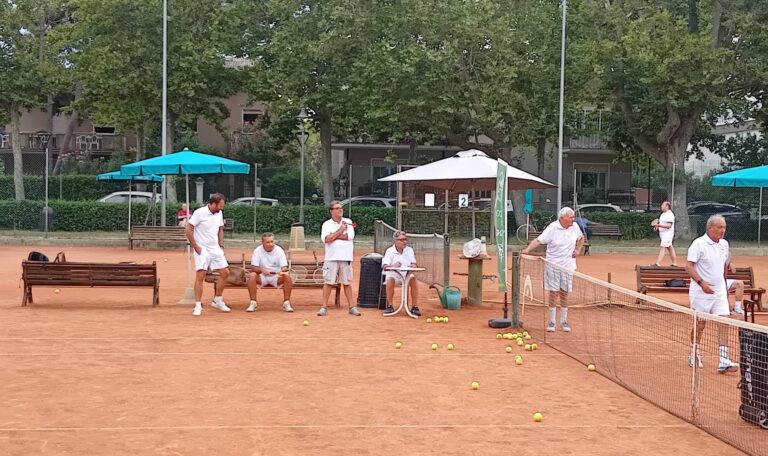 Tennis in Bianco & Legno a Bersaglio 25 luglio 2025